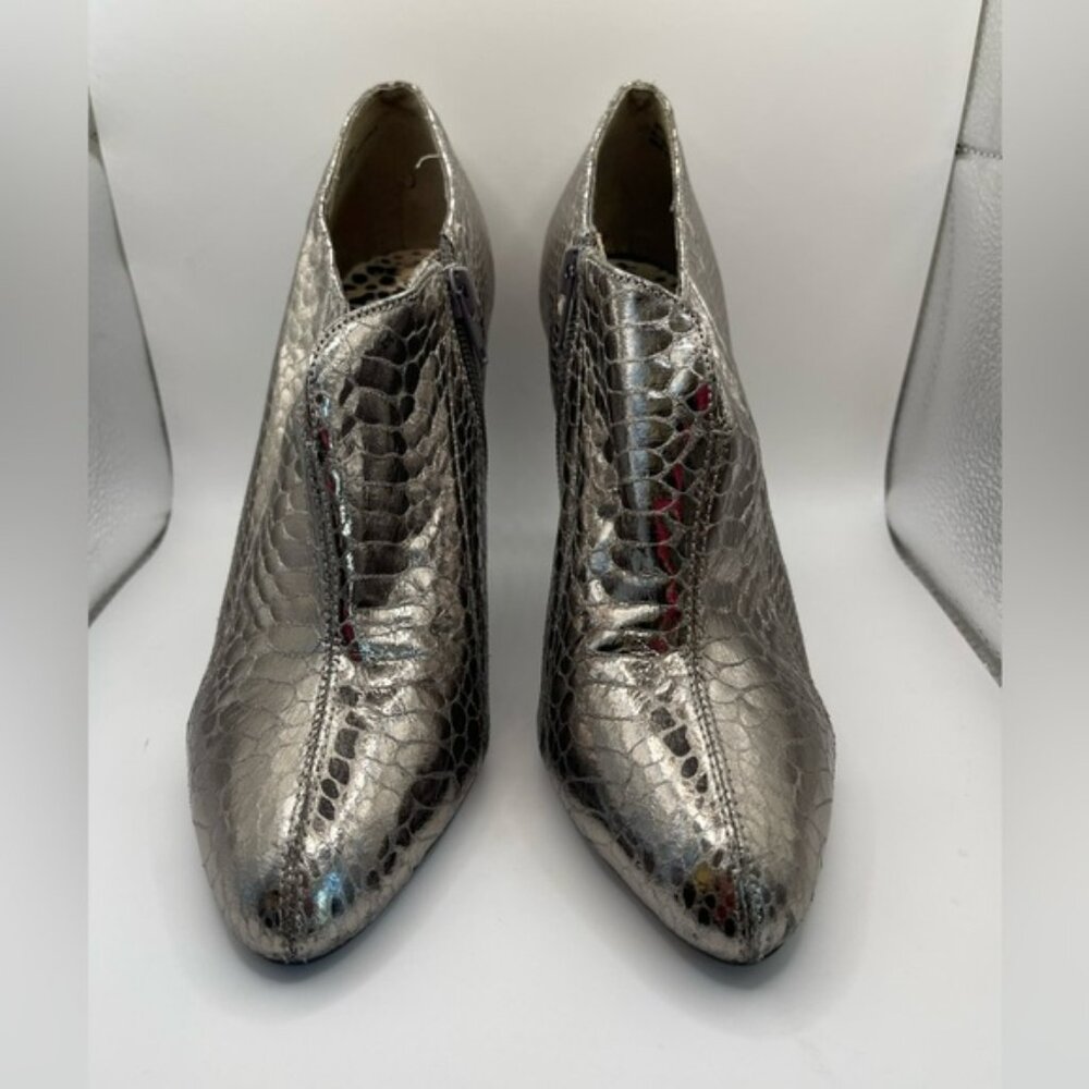 Sam Edelman Whitely Spike Silver Patent Leather Faux Snake Skin Heel Whimsical 8 - Picture 2 of 9